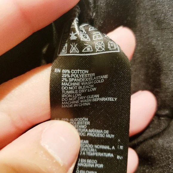 Forever 21 Black Skinny Jeans - Picture 5 of 5